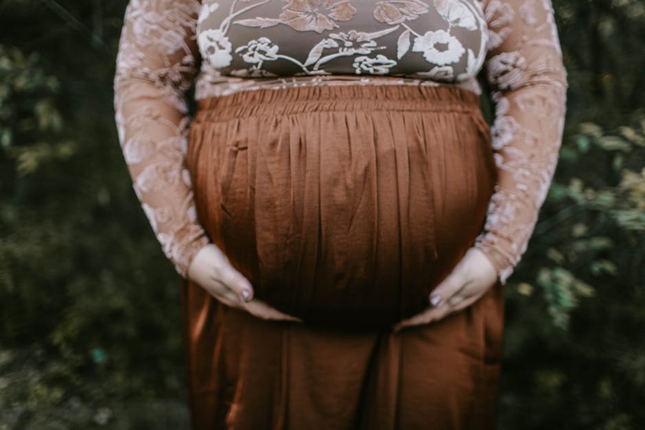 คลายกังวลคุณแม่มือใหม่!! “ท้อง 5 เดือน” ท้องของคุณแม่จะใหญ่มากขึ้นแค่ไหน? พร้อมทริคดูแลสุขภาพครรภ์ให้คุณแม่มือใหม่!!