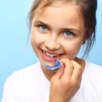 อยากจัดฟัน !! ต้องอายุเท่าไรถึงจะจัดฟันได้ วันนี้เรามีคำตอบ!! พร้อมเปิดวาร์ป#5คลินิกจัดฟันย่านศาลายาที่คุณหมอมือเบามากก!! เเถมราคาไม่เเพง!